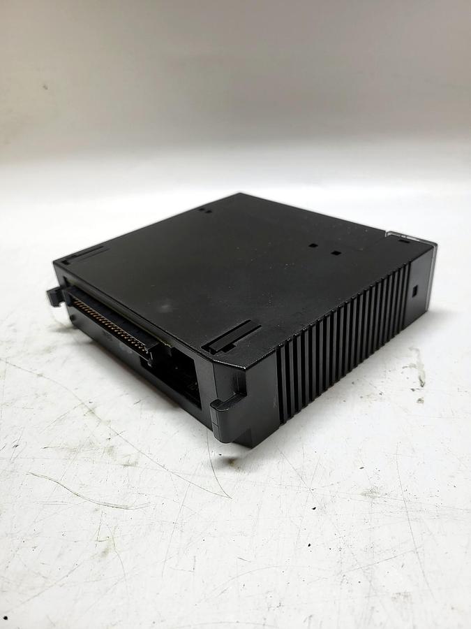 GE Fanuc IC693CPU331-CE detail