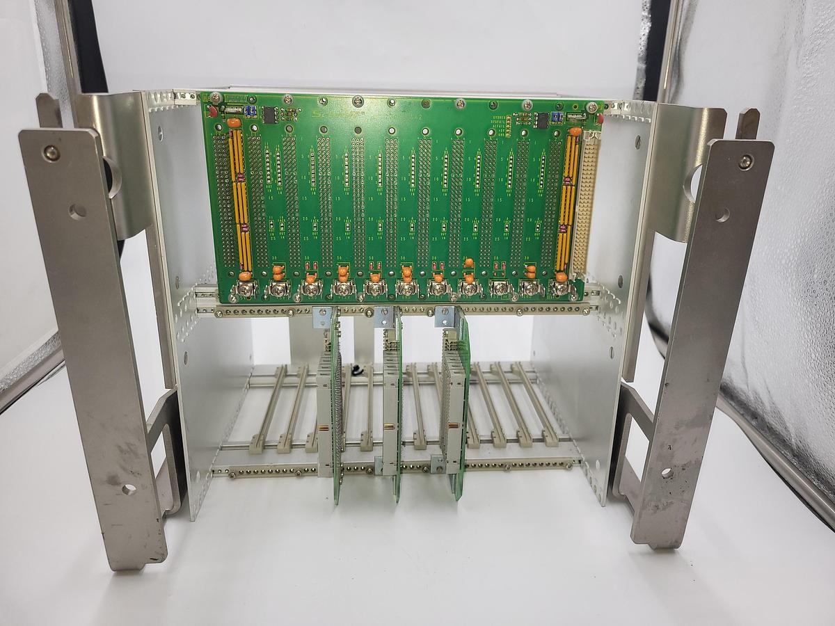 Used Xycom circuit board mounting - swivel bracket OFF a Triangle bagger model: B55PRC/A918F2RN / Schroff 23000-042: 12 slot back plate