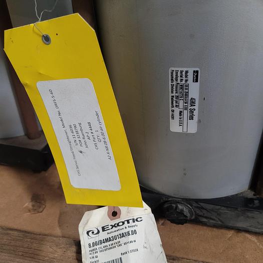 Used PARKER 4MA series pneumatic cylinder 8JB4MA3U13A 6.00