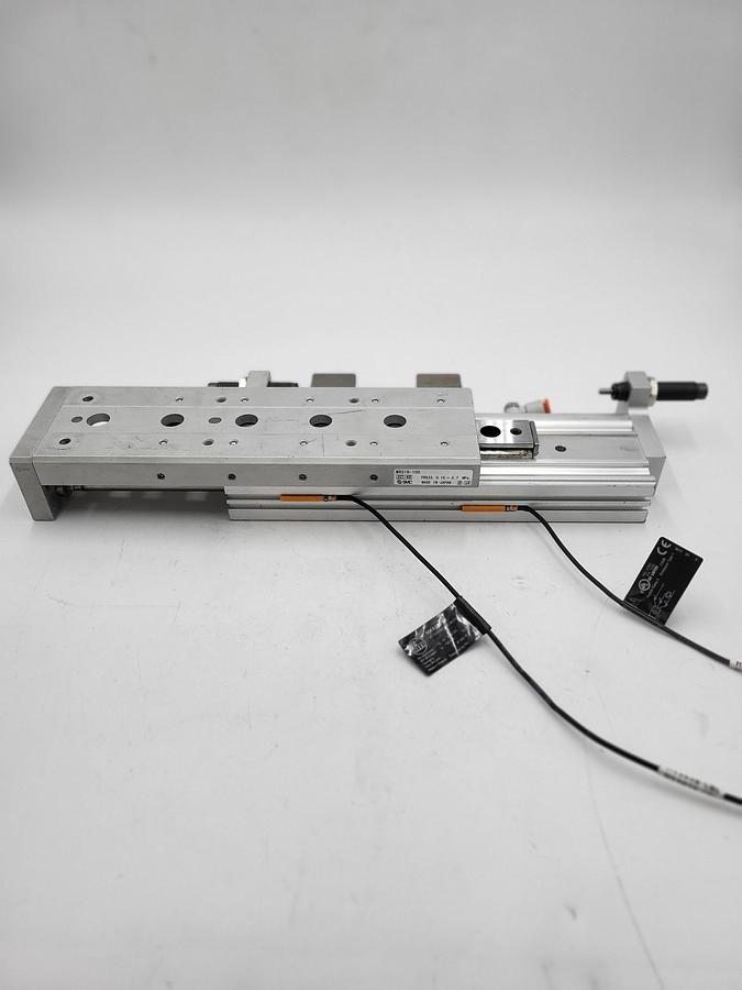 Used SMC MXS16-100 Pneumatic slide table - stroke 100mm