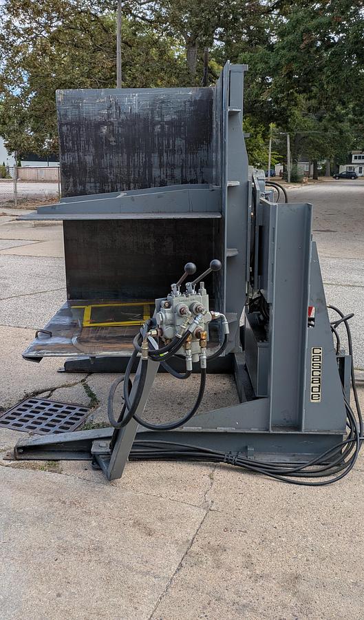 Used Cascade pallet inverter 400-SLI