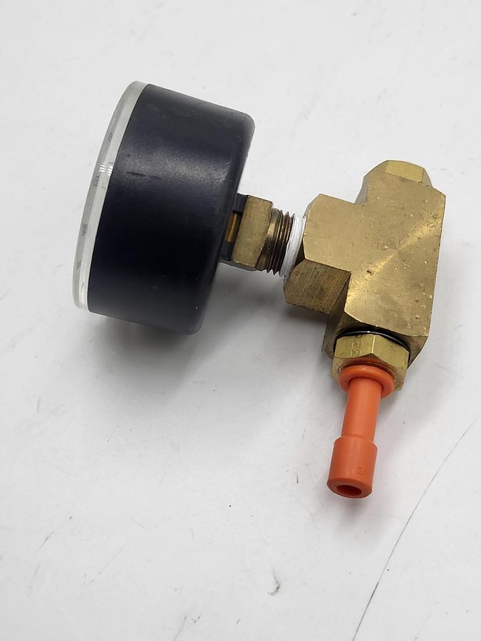 Used SMC Pressure gauge 160 psi - mounted on brass T line split