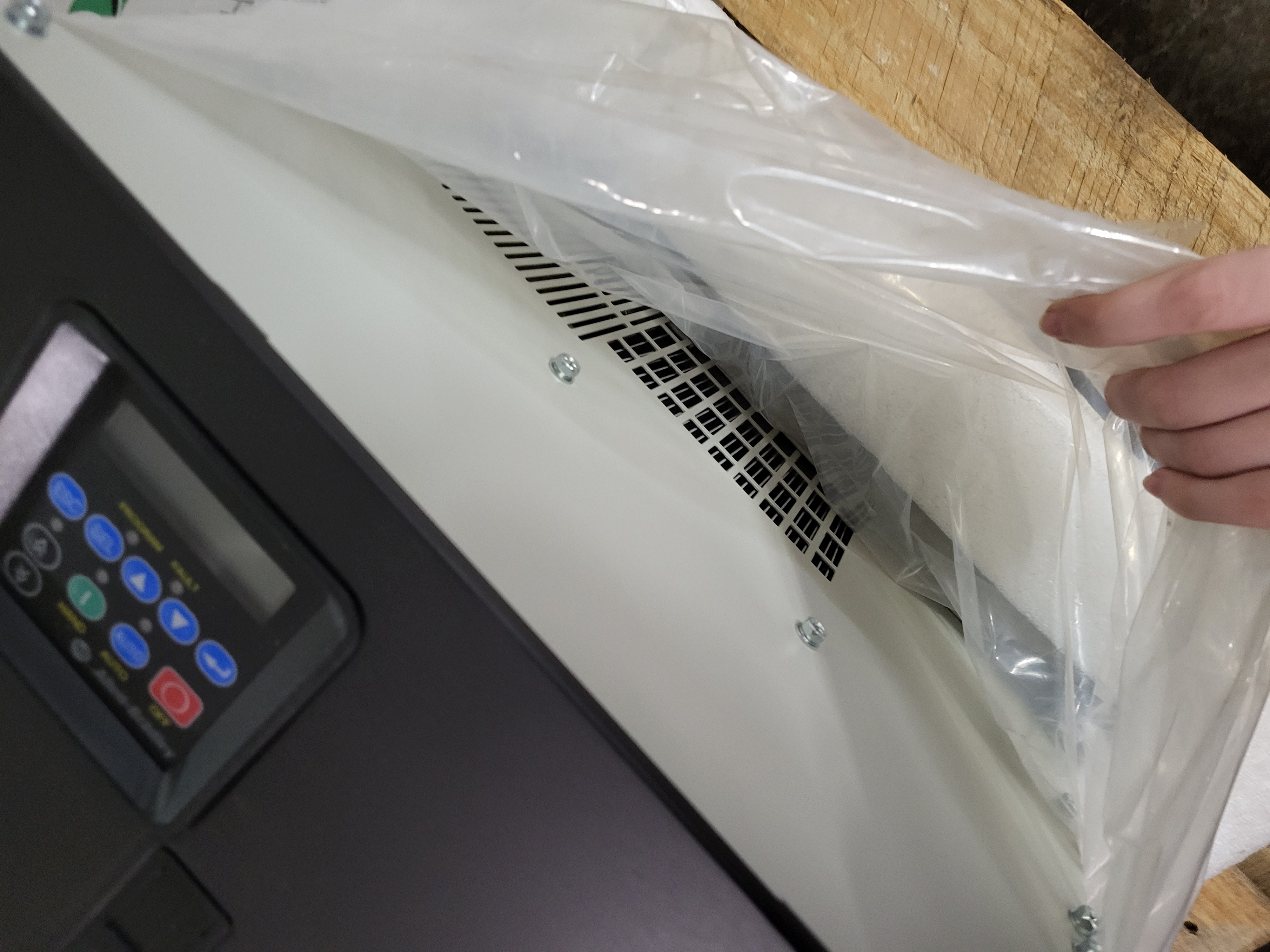 Allen-Bradley Powerflex 400 22C-D142A103 Ser.A NEW! not in box