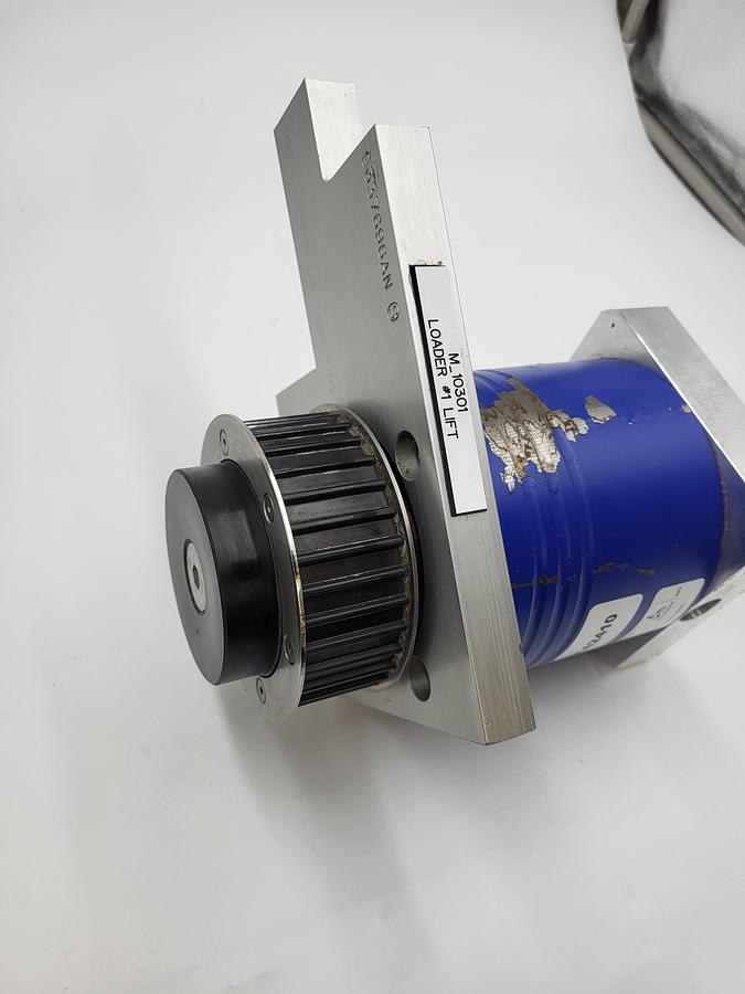 Used Wittenstein Wittenstein LP 120S-MF1-10-1I1-3S inline planetary gear box low backlash high torsional stiffness / 4-1/4" dia. belt / mounting plate