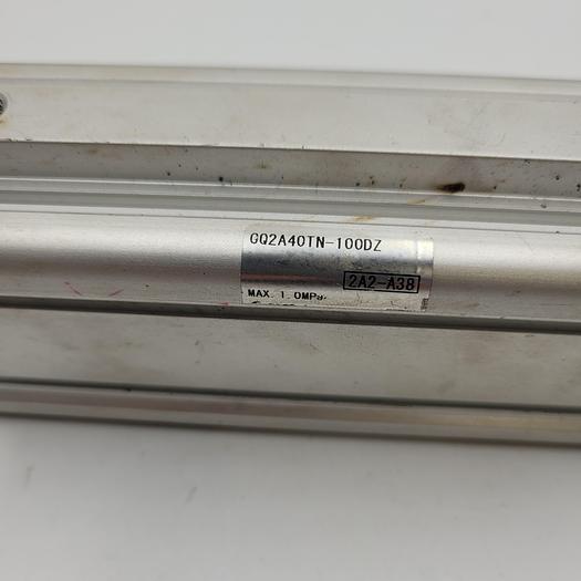 Used SMC pneumatic cylinder CQ2A40TN-100DZ