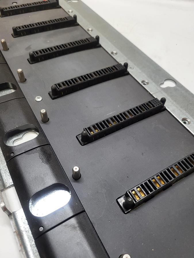 Used Allen-Bradley Bulletin 2094-PRS8 Ser.A Power Rail