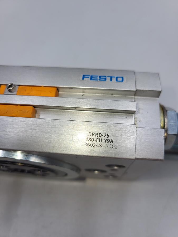 Used FESTO DRRD-25-180-FH-Y9A Semi-Rotary Drive