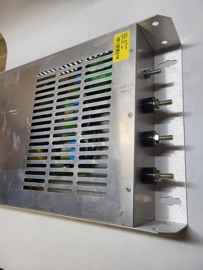 Used Rockwell Automation AC drive 2090-XXLF-3100