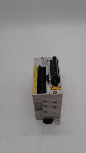 Used Keyence SL-T11R Power Supply