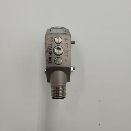 Used BANNER LASER DISTANCE SENSOR Q4XTKLAF600-Q8