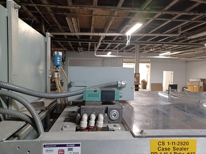 Used Wexxar WSH77  Fully-Automatic Adjustable Case Sealer