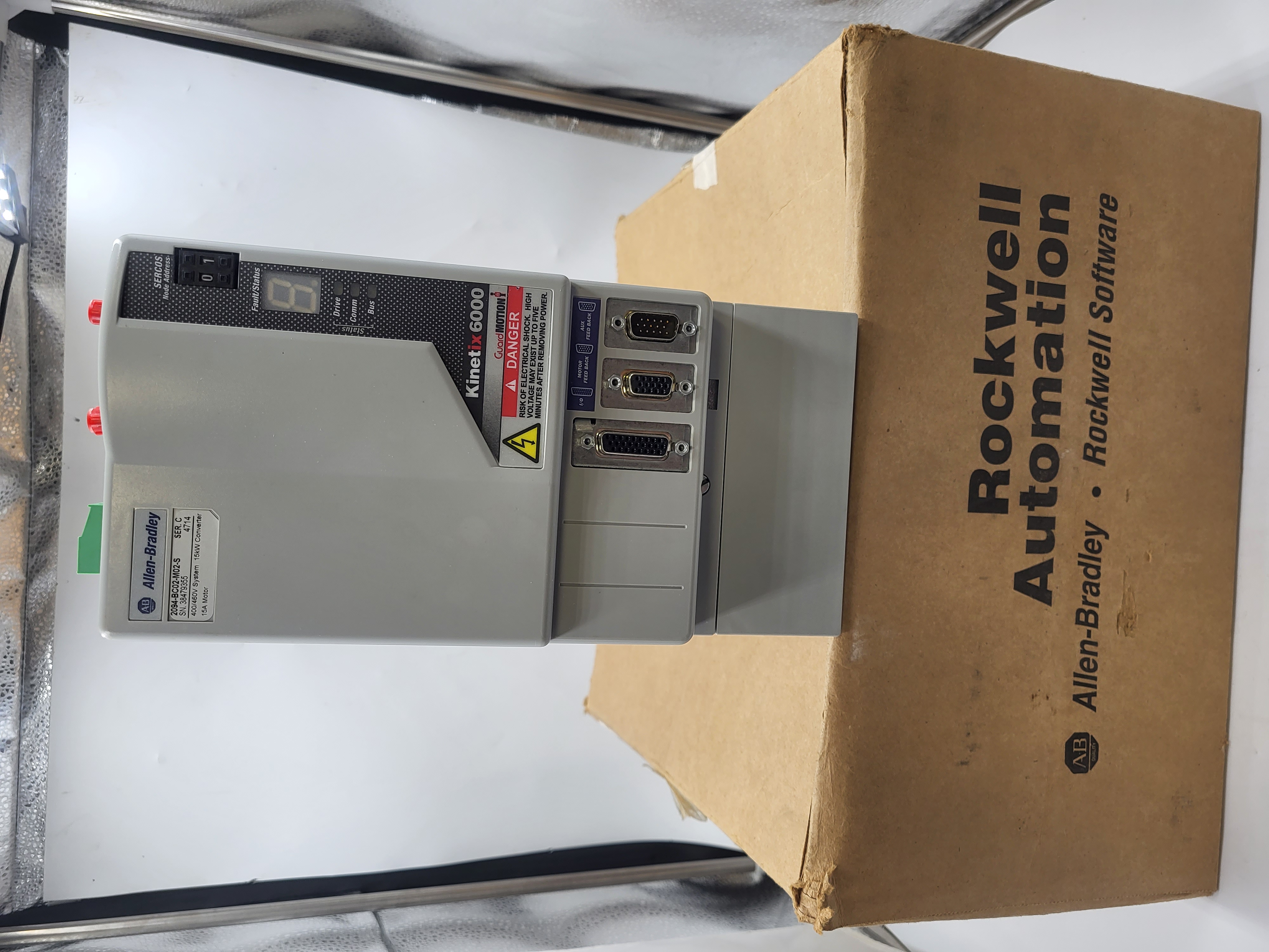 Allen-Bradley 2094-BC02-M02-S Ser C Kinetix 6000 servo drive 4714 *new in box*