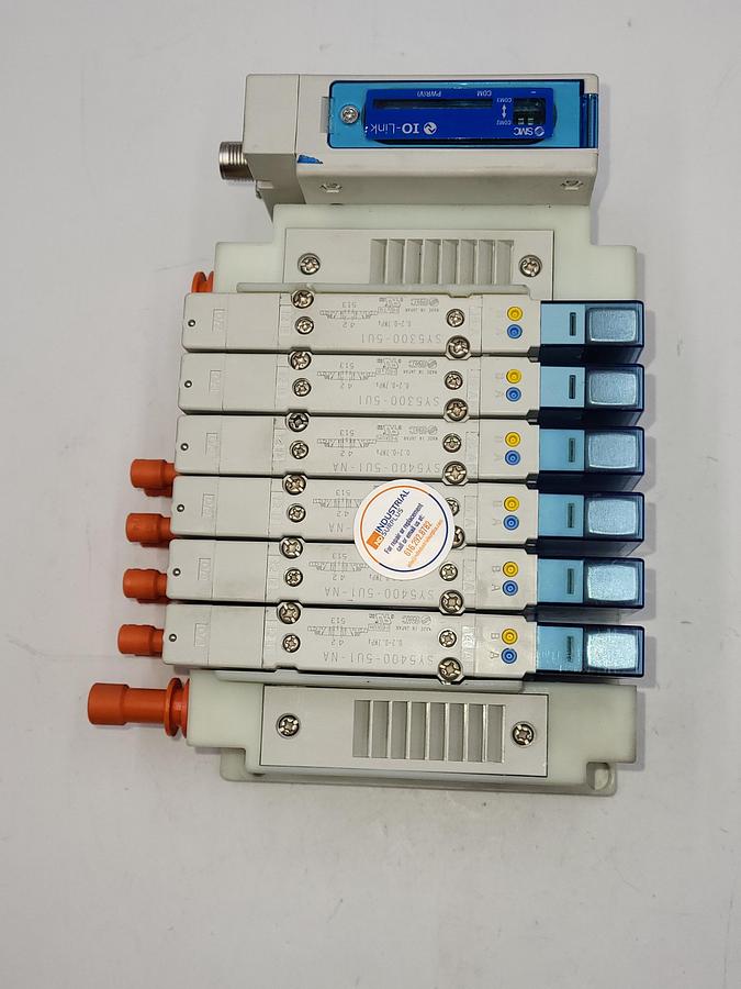 Used SMC SY5-IOL-0-N710RI W/ 6 solenoids SY5300 - 5UI - NA / One: EX260-SIL1 Serial Transmission System output