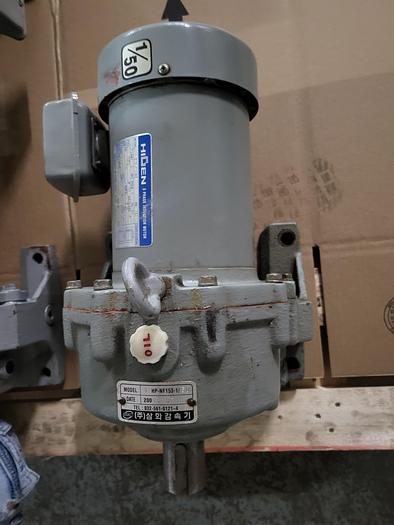 Used Higen 3 Phase Induction Motor I01H72RS1
