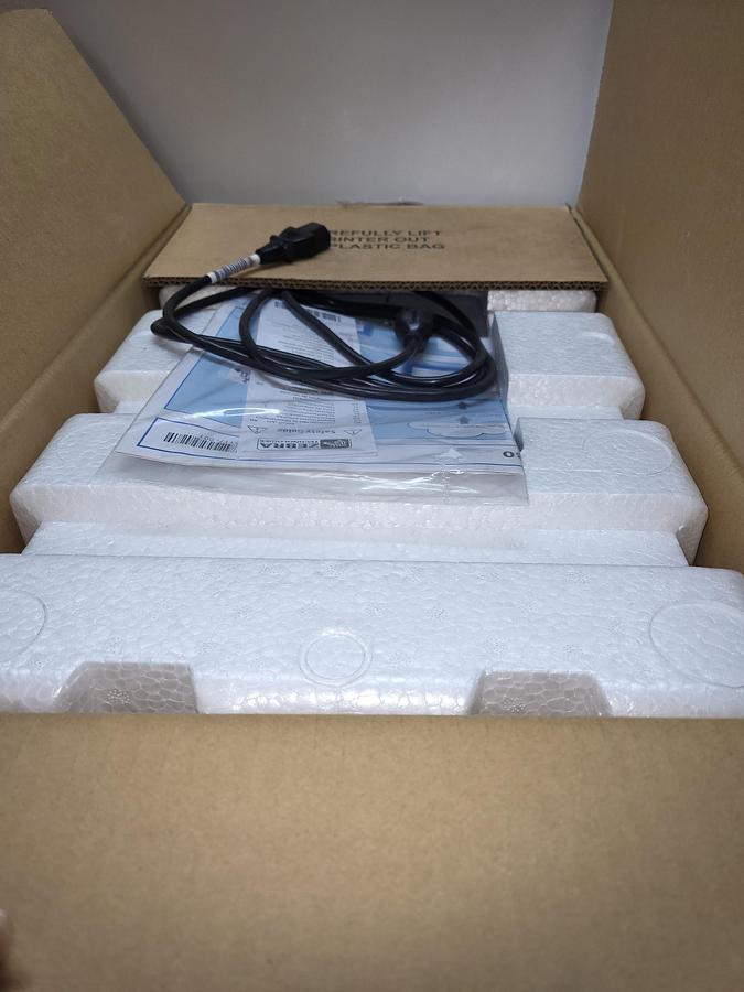 Zebra ZT23043-T11200FZ NEW in box