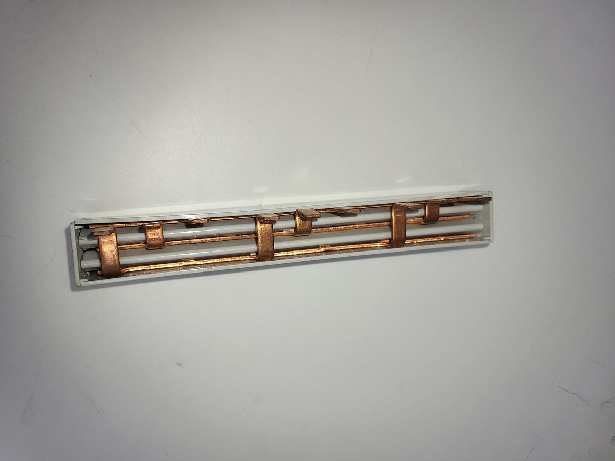 Allen Bradley 1492-A3B8 / 35301 BUS BAR