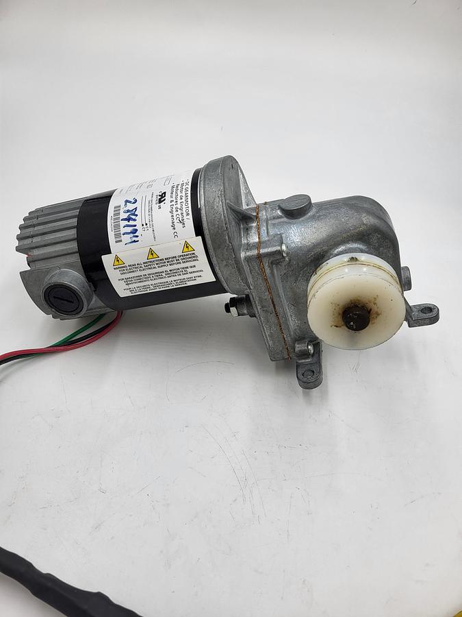 Used DAYTON, Right Angle, 90V DC, DC Gearmotor - 1LRB4