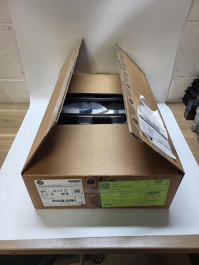 Allen-Bradley Kinetix 5700 Dual Axis Inverter 2198-D012-ERS3 Ser.B *NEW Original Packaging*