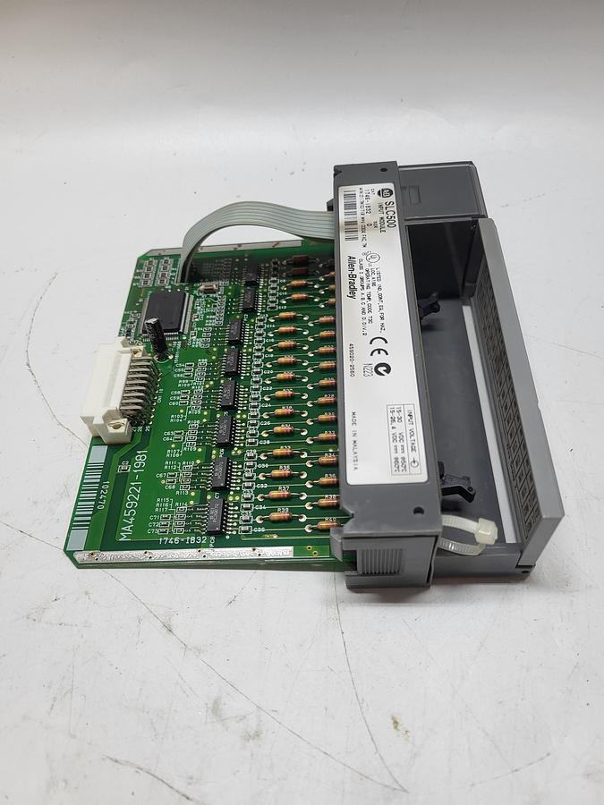 Used Allen-Bradley SLC 1746-IB32 Ser.D