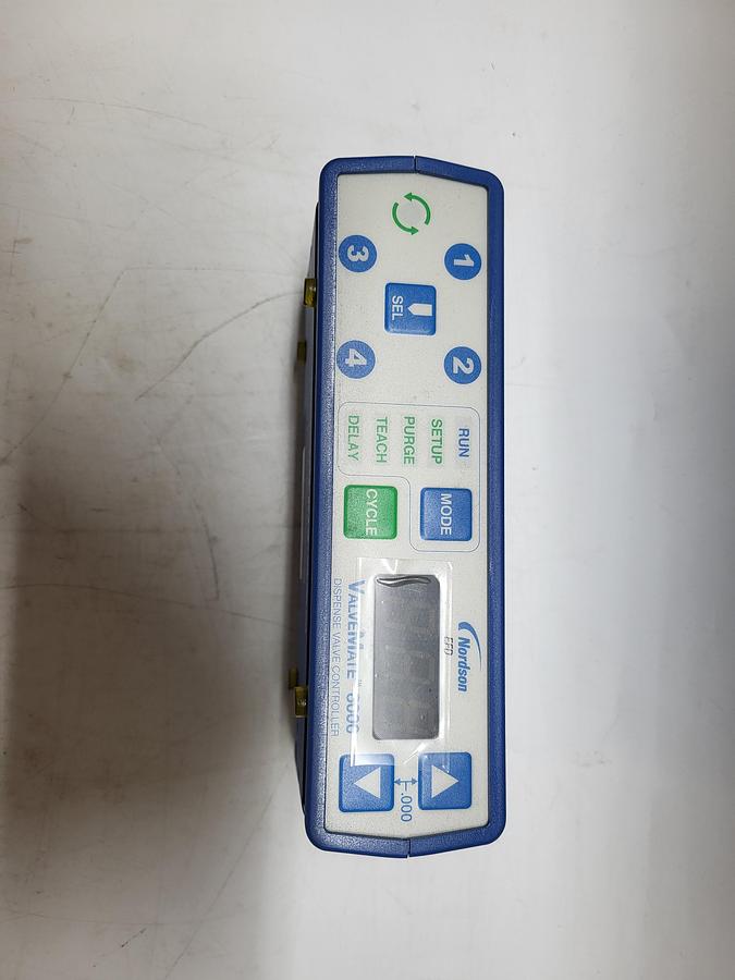 Used Nordson EFD ValveMate 8000 Despense Valve controller 7022004