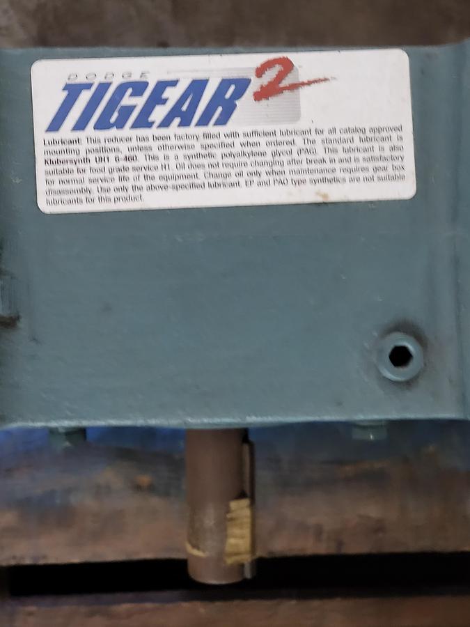 Used TIGEAR-2 Right Angle Worm Gear Reducer 26Q10L18 / 2.63 in Center Distance 180TC Frame Size - Left Output Ratio 10:1
