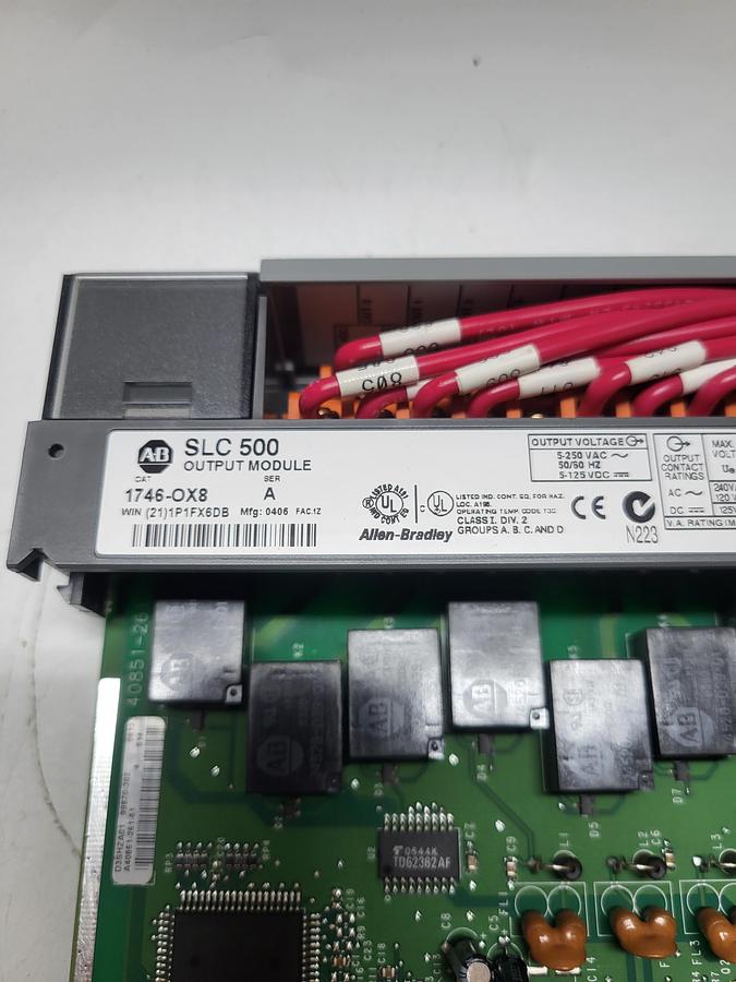 Used Allen-Bradley SLC Output Module 1746-OX8 Ser.A