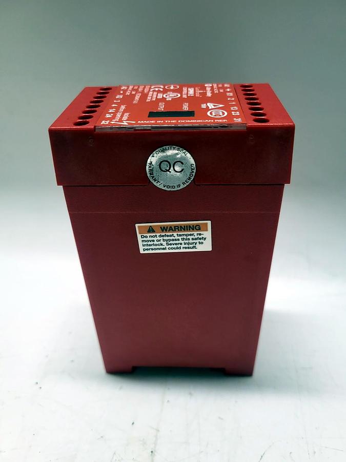 Allen-Bradley 440N-S32021 overall