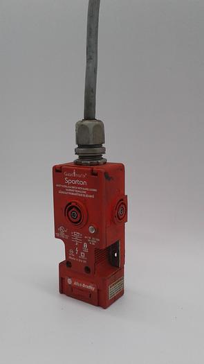 Used Allen-Bradley Guard Master Safety Interlock Switch IEC 947-5-1