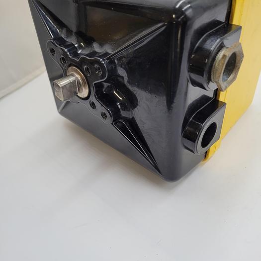 Used WORCESTER CONTROLS SERIES 75 ELECTRIC ACTUATOR MODEL 12 755 R