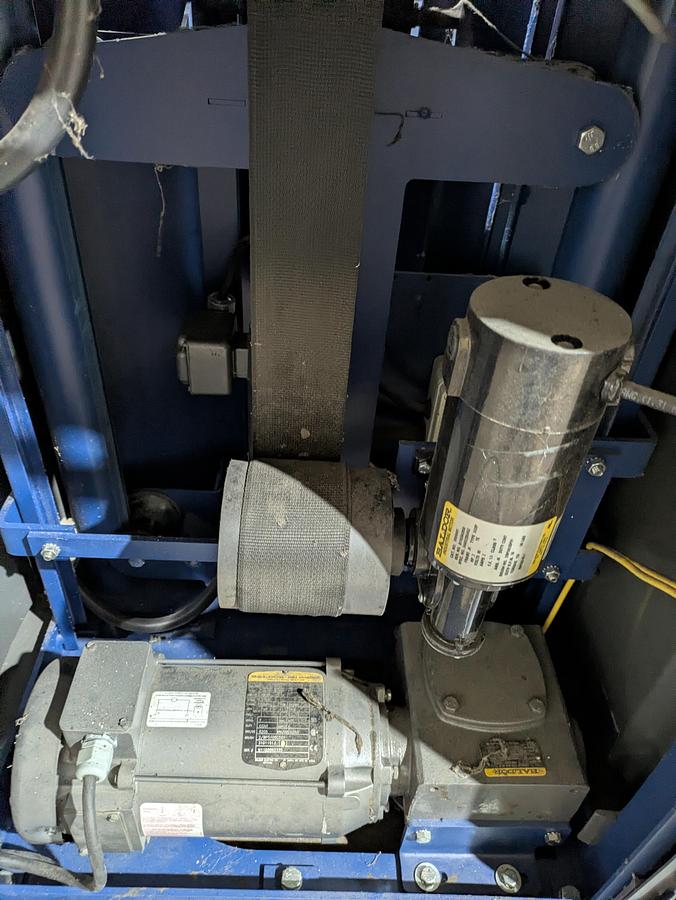 Used Landtech Q300 stretch wrapper