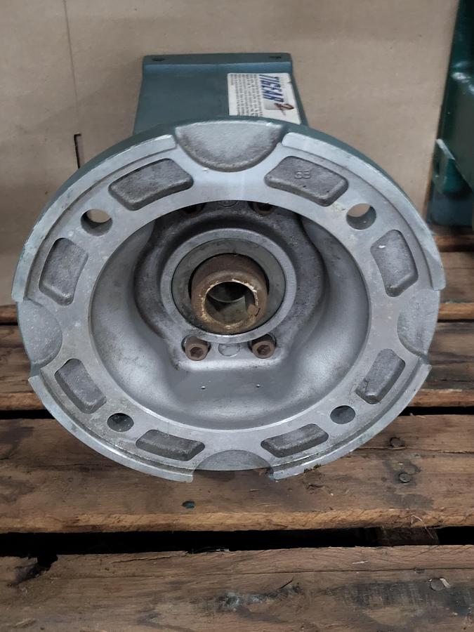 Used TIGEAR-2 Right Angle Worm Gear Reducer 26Q10L18 / 2.63 in Center Distance 180TC Frame Size - Left Output