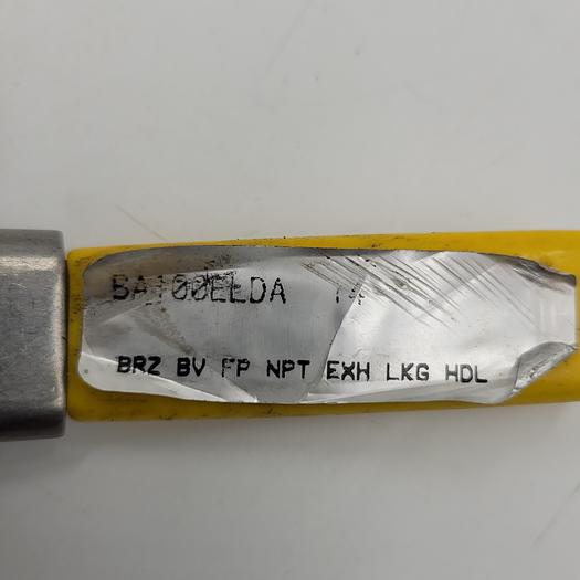 1/4" BRONZE 600 WOG BALL VALVE BA-100ELD 125psig with 2 T304 stainless close nipples *NEW*