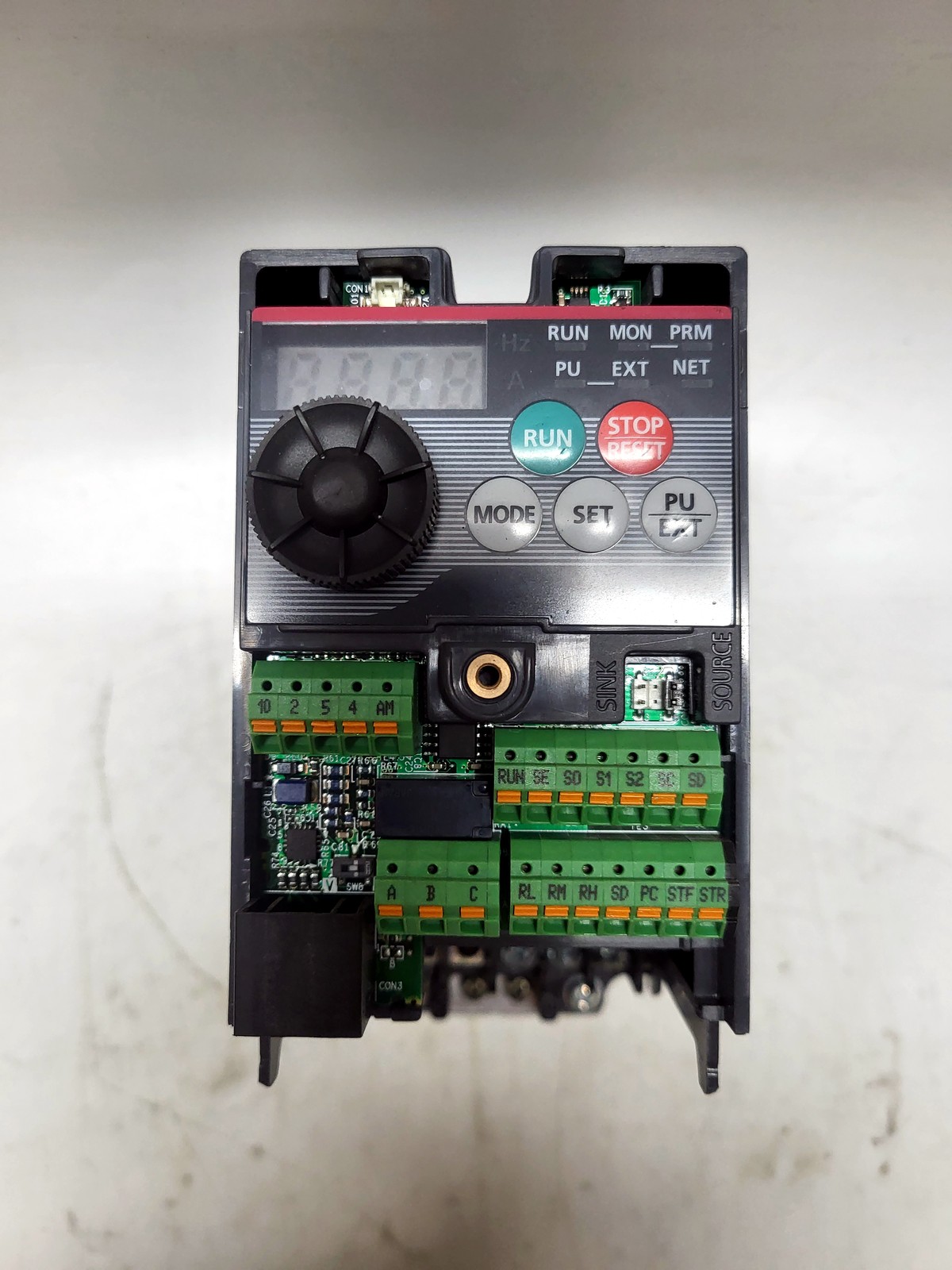 Mitsubishi Electric Corporation FR-D710W-025-N7 overall