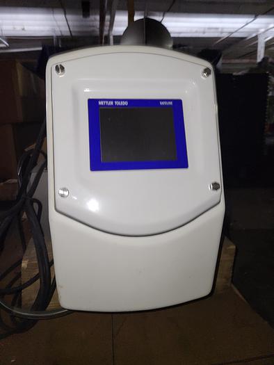 Used 7" tall 13.5" wide safeline metal detector