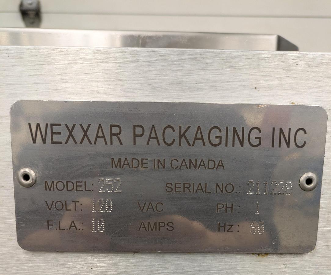 Used Wexxar Bel 252 case sealer and closer