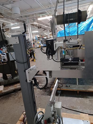 Used l-60 Right hand Labeler Universal labeling systems