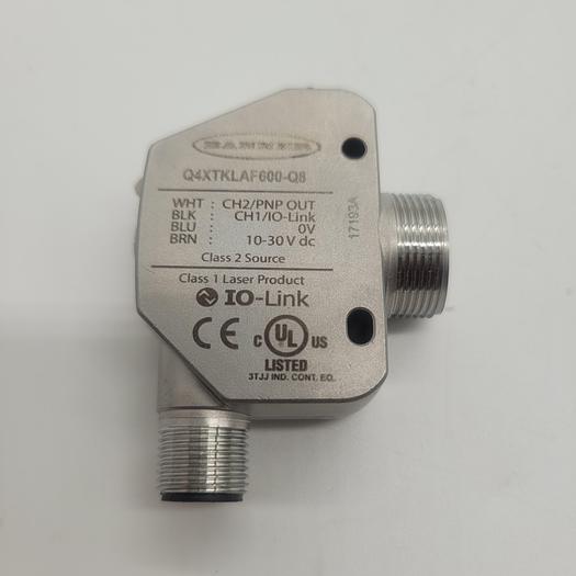 Banner Q4XTKLAF600-Q8 Sensor