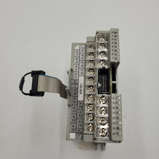 Used ALLEN BRADLEY MICRO LOGIX SOURCE INPUT 1762-IQ16 REV A REV A