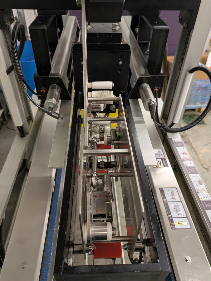 Used Wexxar Bel 252 case sealer and closer
