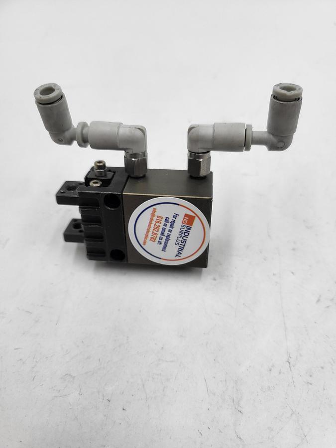 Used Schunk Gripper for small components 305502 position sensor