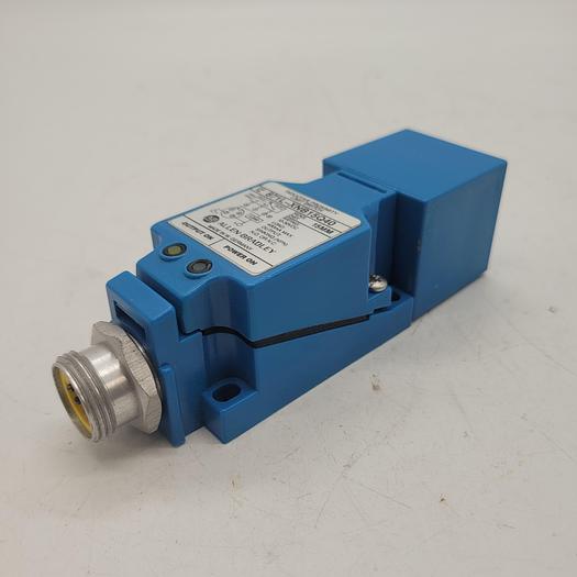 Allen-Bradley Inductive Proximity Limit Switch 871L-ENB15Q40