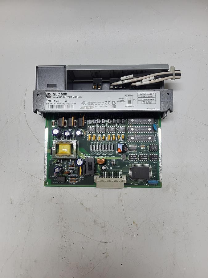 Used Allen-Bradley SLC500 Analog Output Module 1746-N04I Ser.A