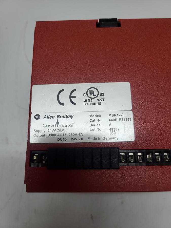 Used Allen-Bradley Guard Master MSR122E 440R-E21358 Ser.A