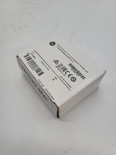 Authentic Allen-Bradley! 8 Channel Sfty Sinking Inp Mod PN-25132 1734-IB8S Ser.B