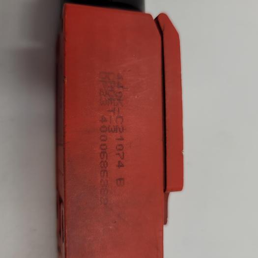 Used ALLEN BRADLEY GUARDMASTER CADET 3 440K-C21074 B SAFETY INTERLOCK SWITCH