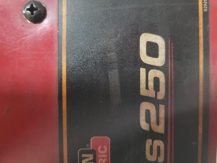 Used Lincoln Electric CS250