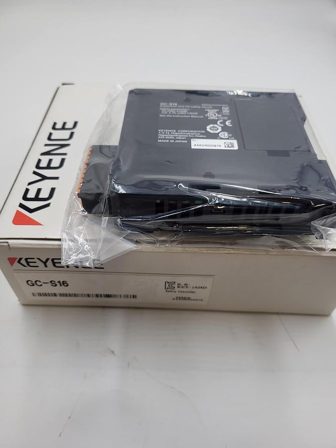 Keyence GC-S16 safety controller expansion unit 16 safety inputs