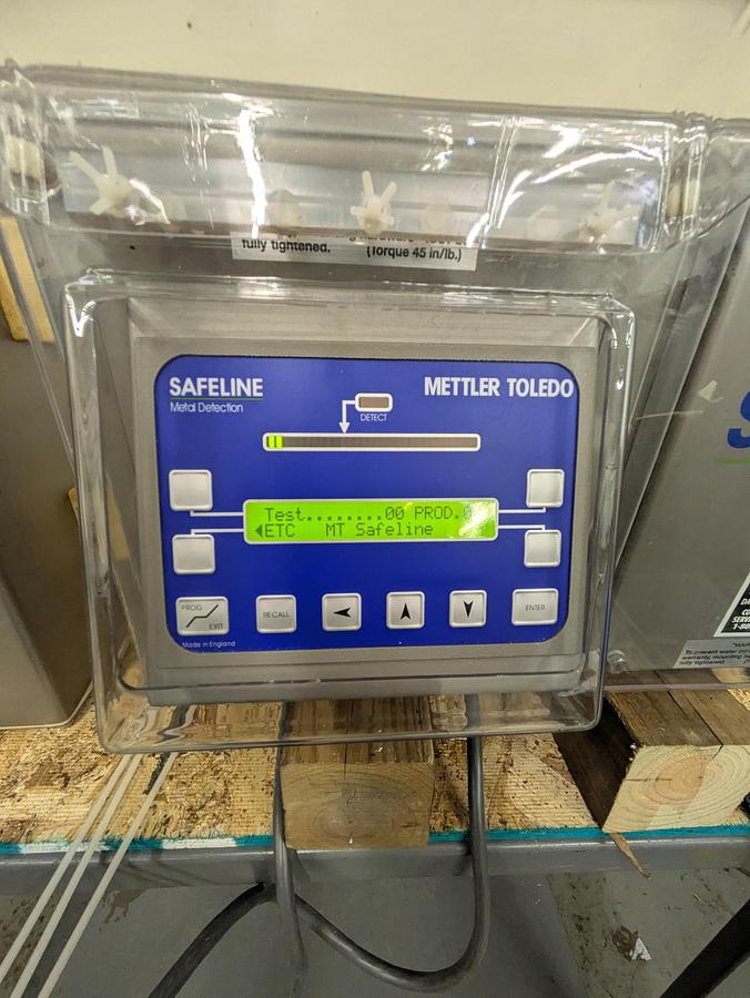 Used safeline gravity/pipeline metal detector