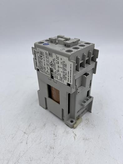 Used Allen-Bradley 100-C12D*10 Ser A 24V