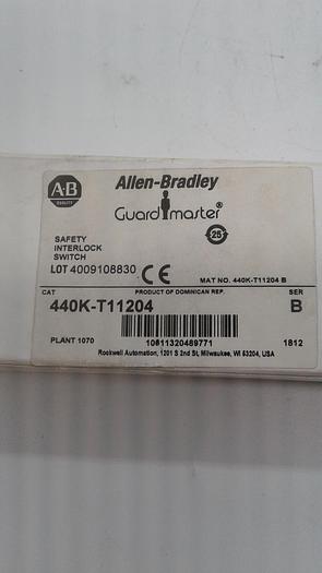 Allen-Bradley Guard Master Safety Interlock Switch LOT 4009108830 440K-T11204